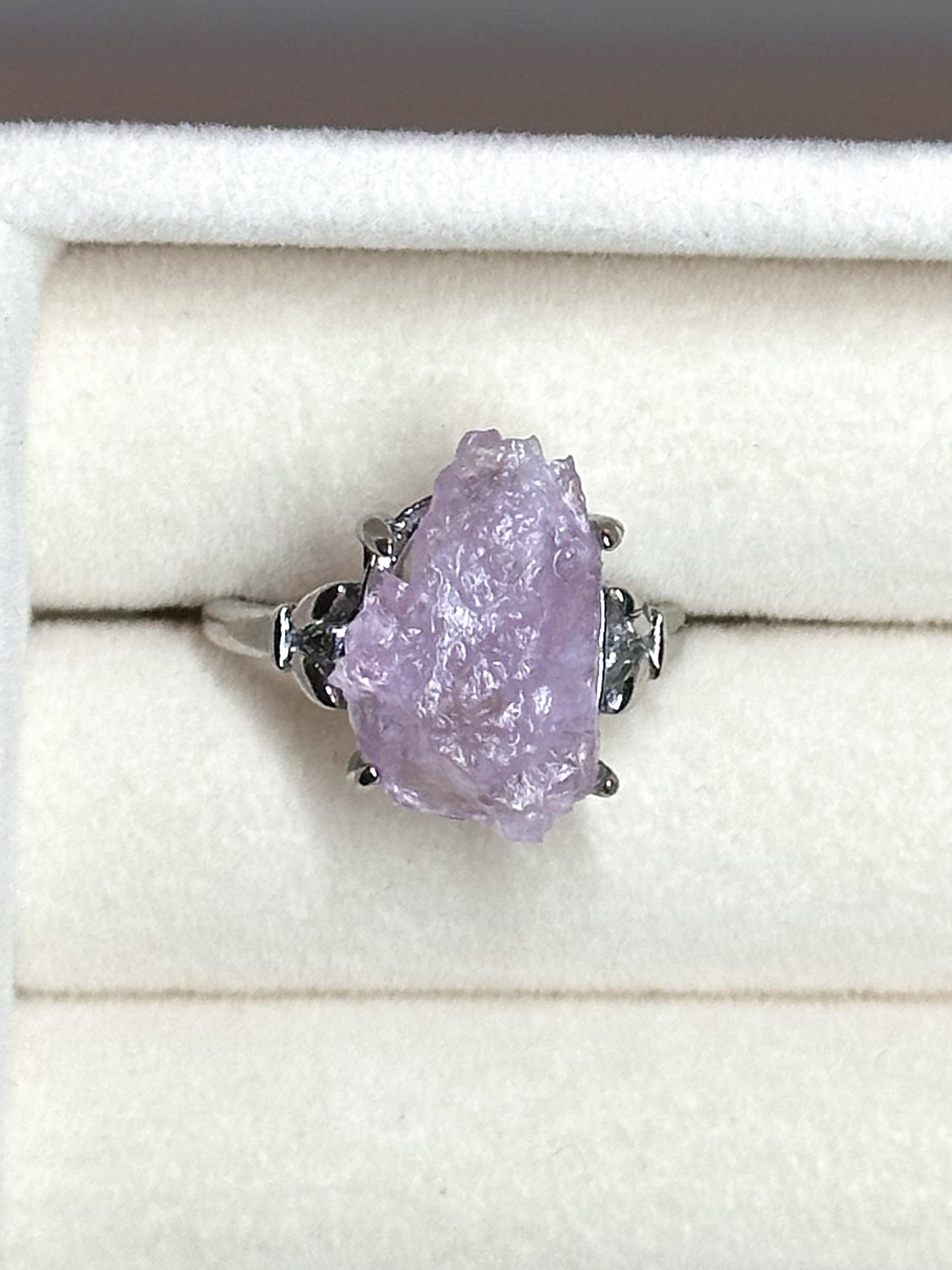 ANELLO IN KUNZITE