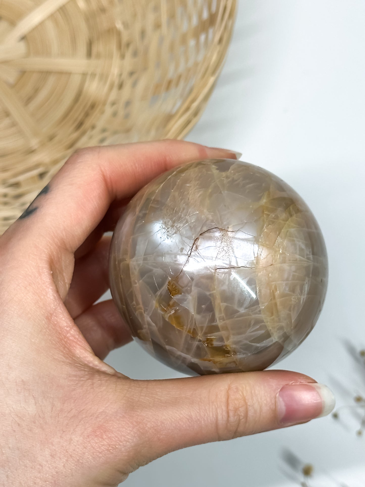 Sfera in Pietra di Luna