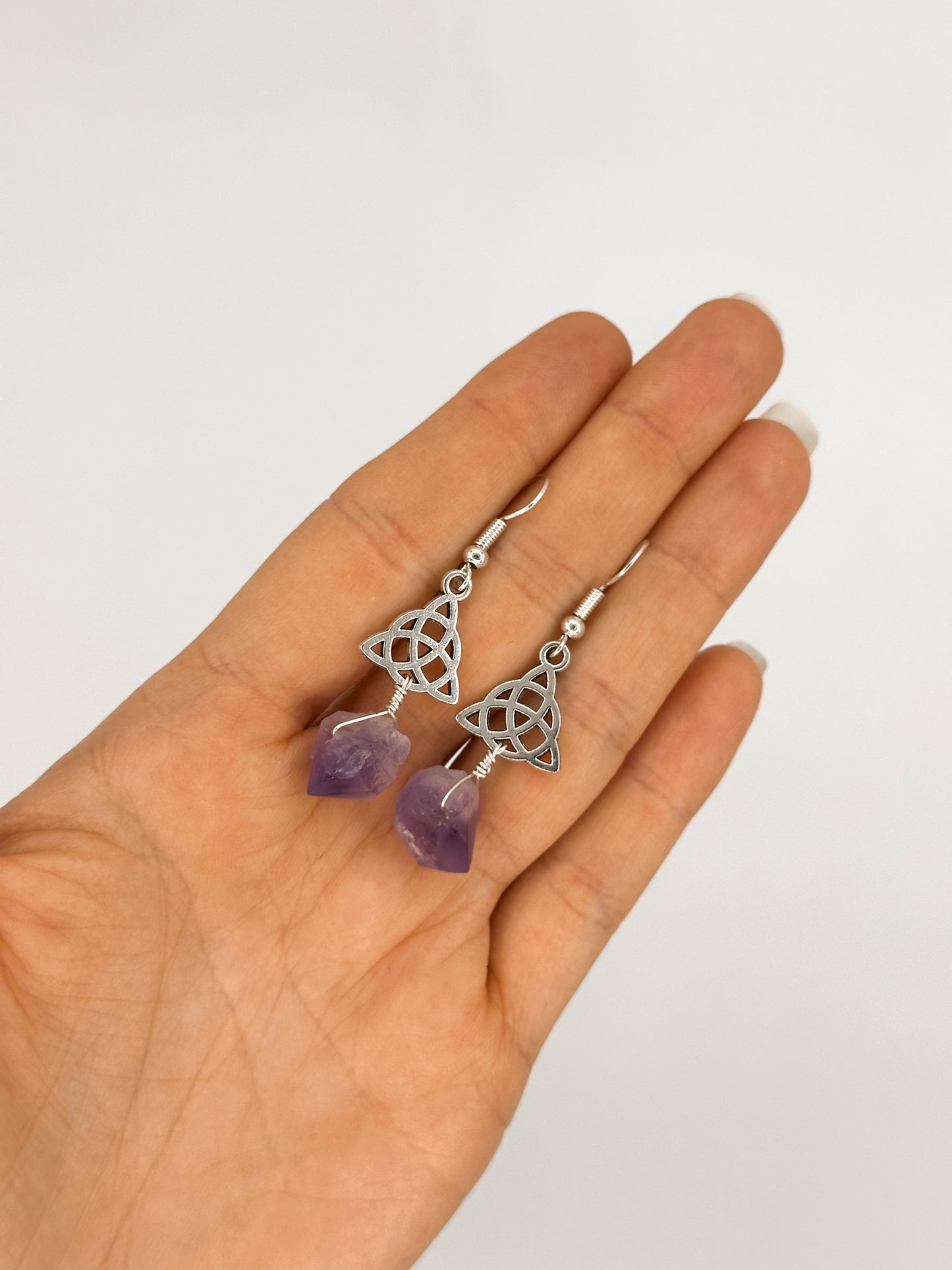 Orecchini in Ametista con Triquetra