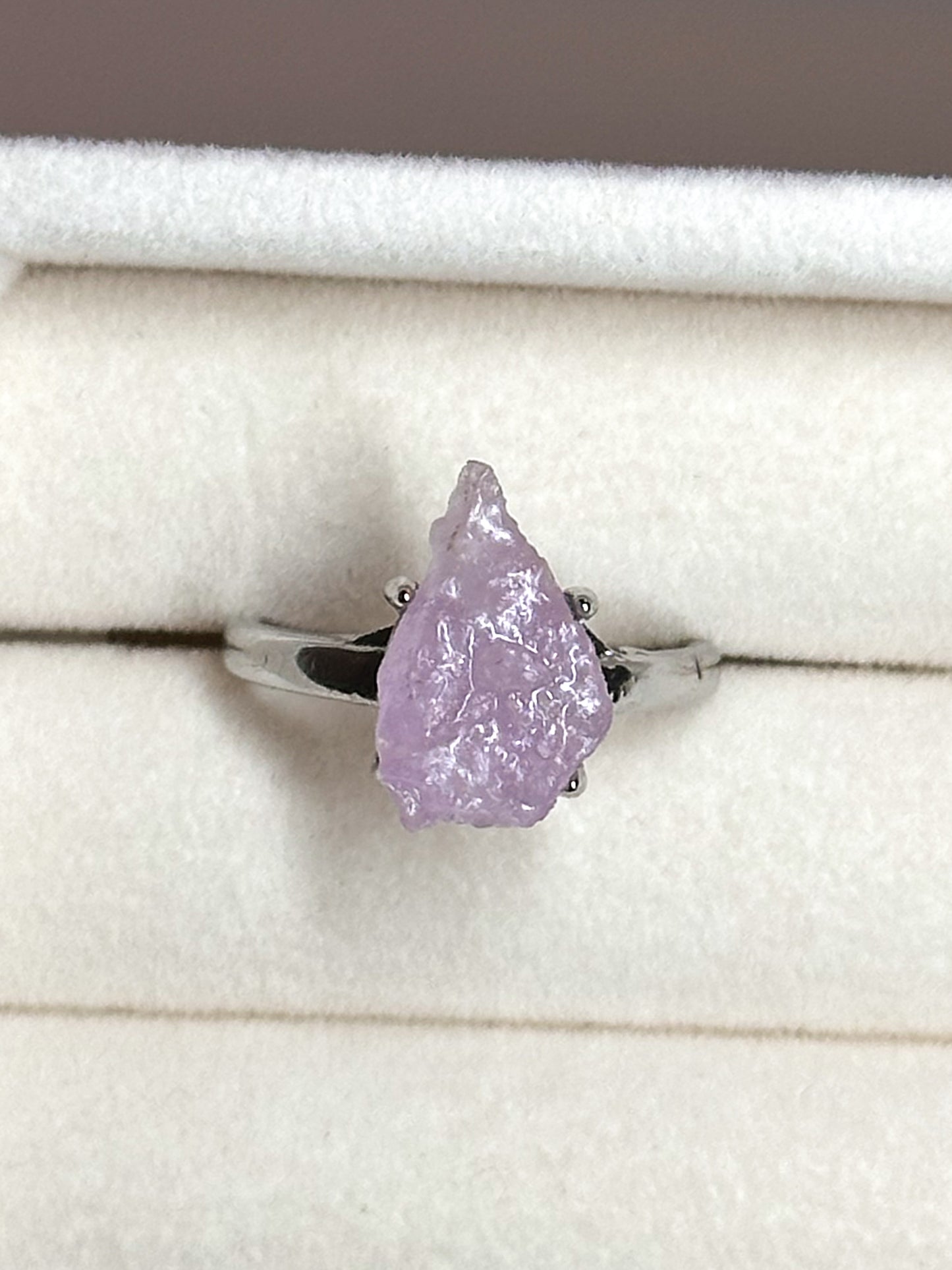 ANELLO IN KUNZITE