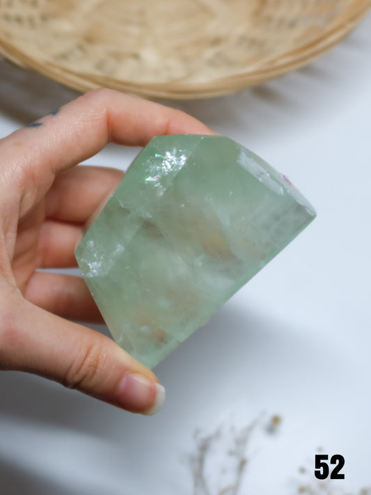 Freeform in Fluorite Verde