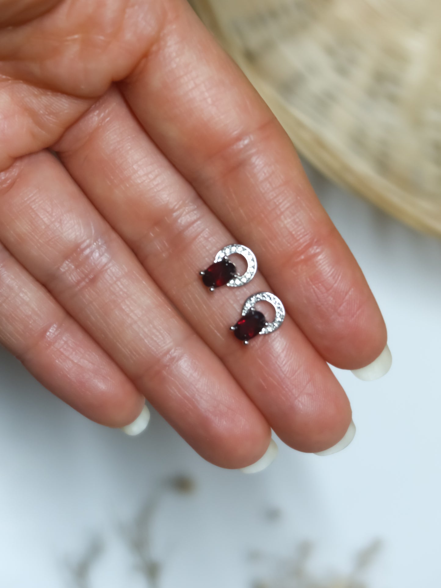 Orecchini in Granato (Argento 925)