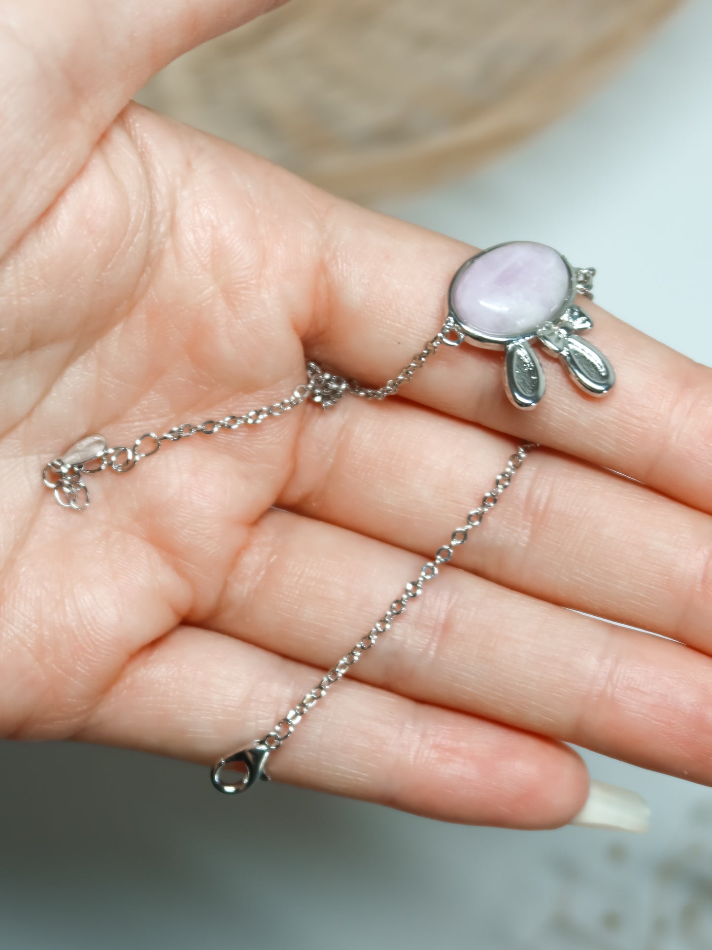 Bracciale in Kunzite a Coniglio