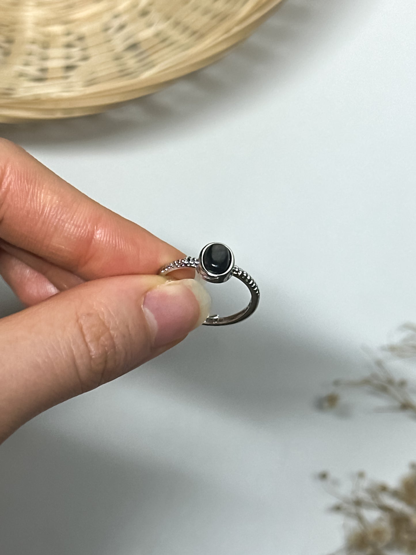 Anello in Iperstene