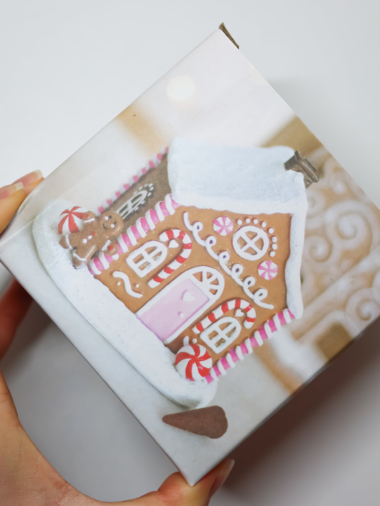 Brucia Incensi a Casa di Pan di Zenzero (Gingerbread House)