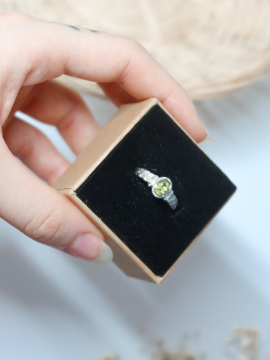 Anello in Peridoto (Olivina)