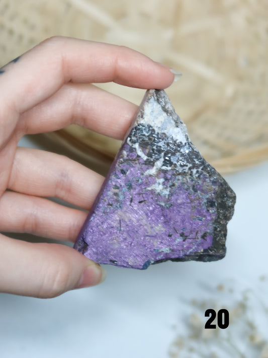 Fetta in Purpurite