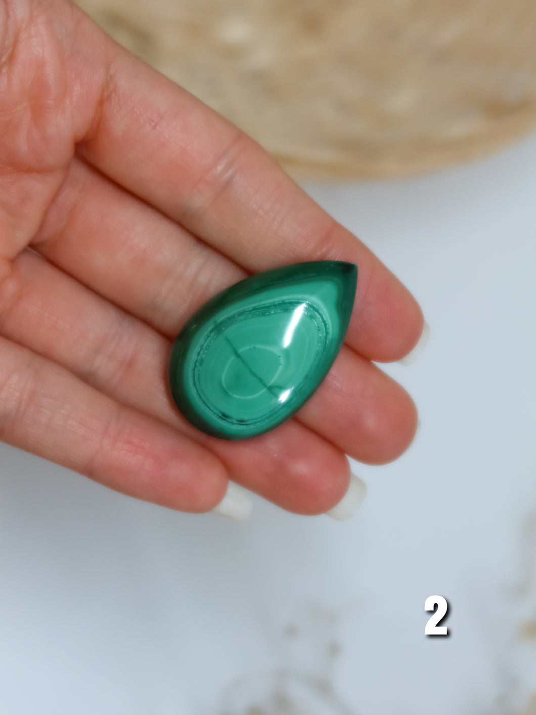 Cabochon in Malachite