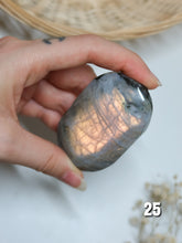 Carica l&#39;immagine nel visualizzatore di Gallery, Palmstone (Sunset) di Labradorite
