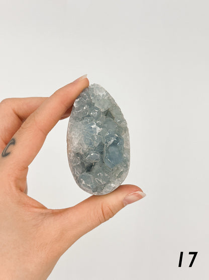 Uovo in Celestite (o Celestina)
