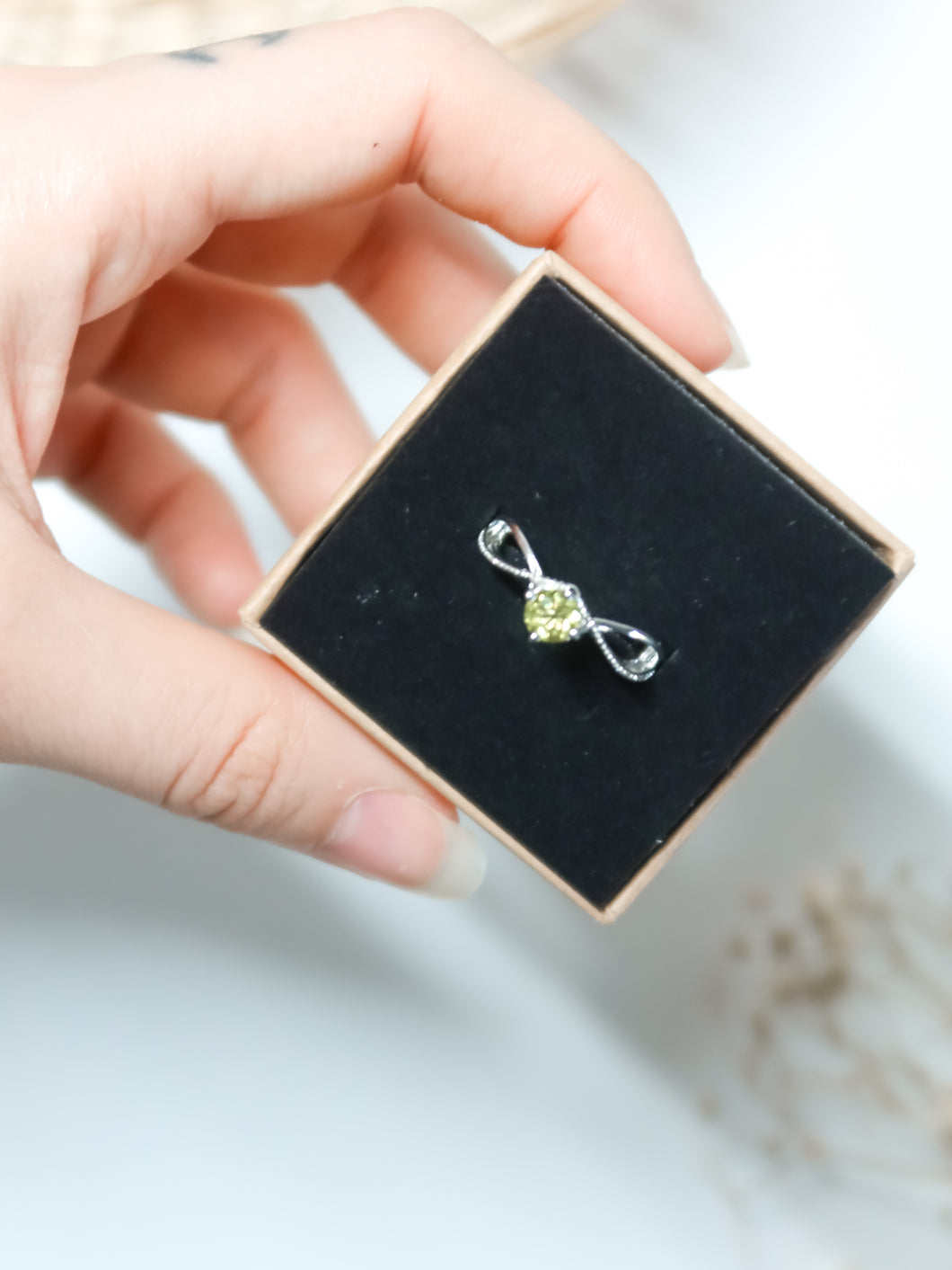 Anello in Peridoto (Olivina)