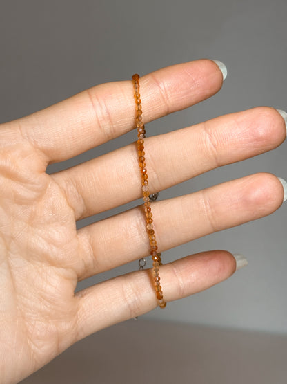 BRACCIALE IN CORNIOLA SFACCETTATO