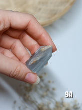 Carica l&#39;immagine nel visualizzatore di Gallery, Torre in Garden Quartz (Lodolite)
