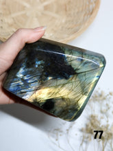 Carica l&#39;immagine nel visualizzatore di Gallery, Freeform di Labradorite
