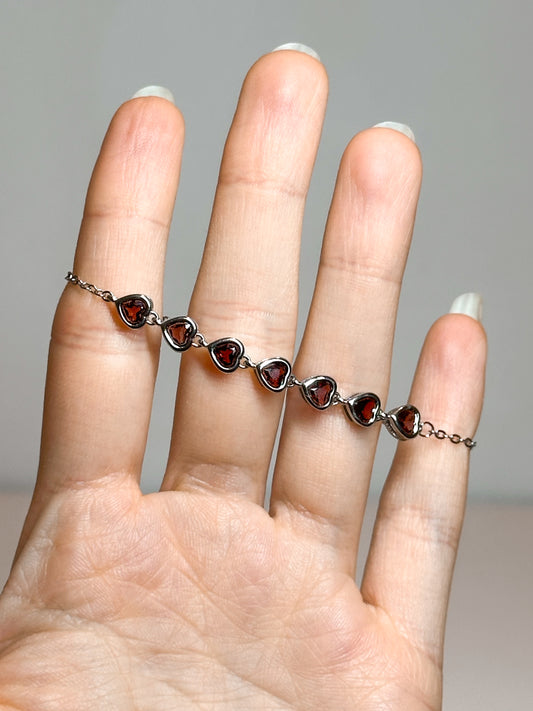 BRACCIALE IN GRANATO CUORI