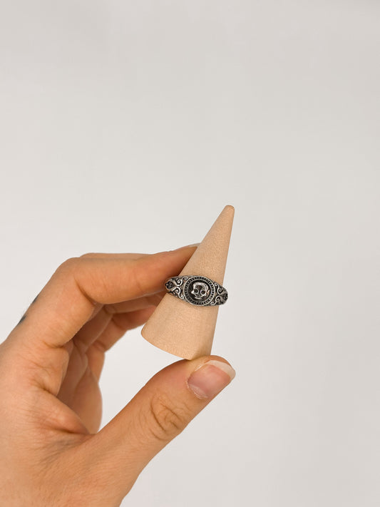 Anello con Teschio