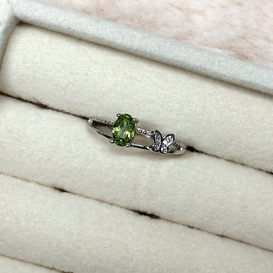 ANELLO MEADOW IN PERIDOTO (ARGENTO 925)