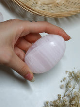 Carica l&#39;immagine nel visualizzatore di Gallery, Palmstone in Calcite Mangano (o Calcite Rosa)
