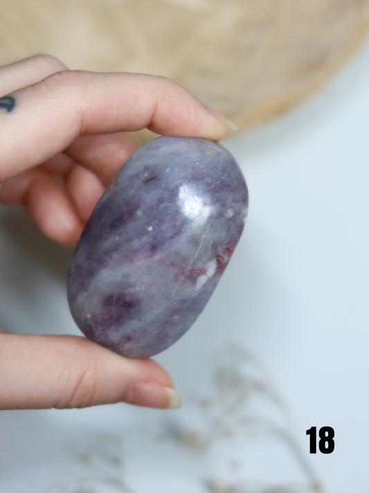 Palmstone di Unicorn Stone (Lepidolite+Tormalina Rosa+Quarzo Fumè)