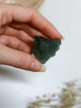 Carica l&#39;immagine nel visualizzatore di Gallery, Fluorite Verde Cubica
