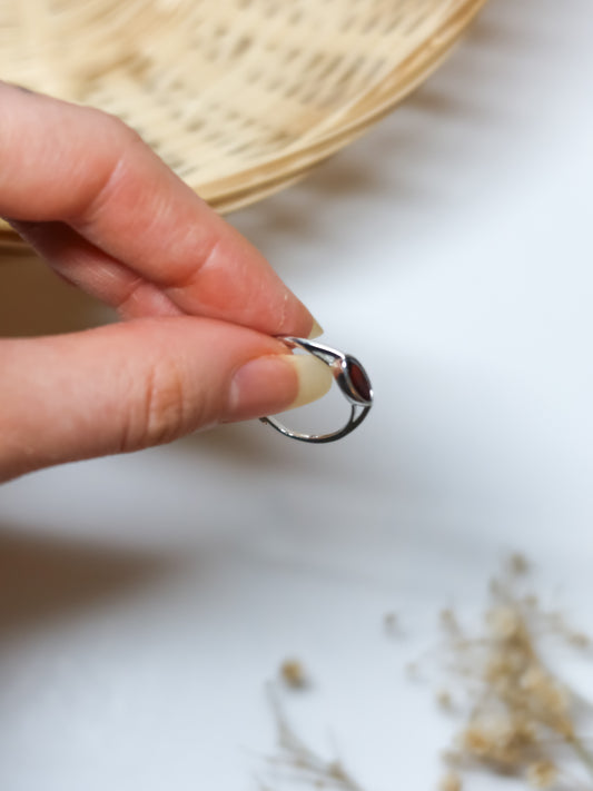 Anello in Granato (Argento 925)