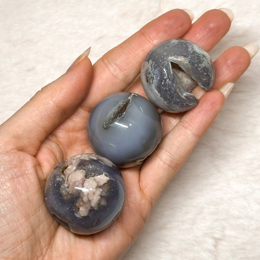 SFERA IN AGATA SAKURA NERA LARGE