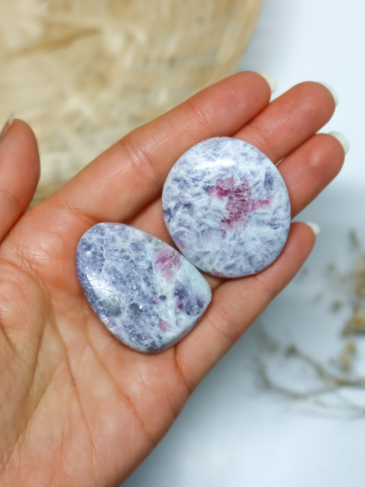 Palmstone in Unicorn Stone (Lepidolite+Tormalina Rosa+Quarzo Fumè)