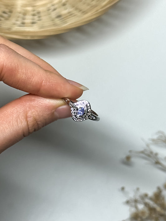 Anello in Tanzanite