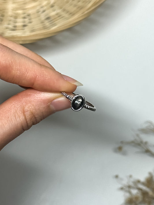 Anello in Iperstene