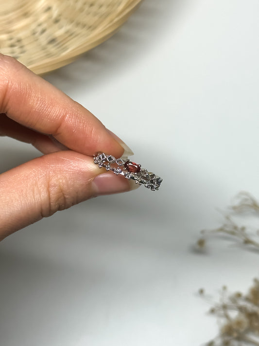 Anello in Granato