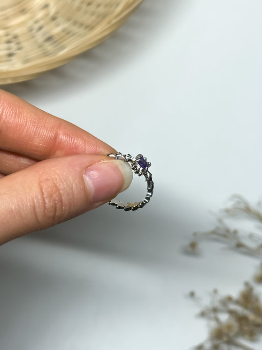 Anello in Ametista a Croce