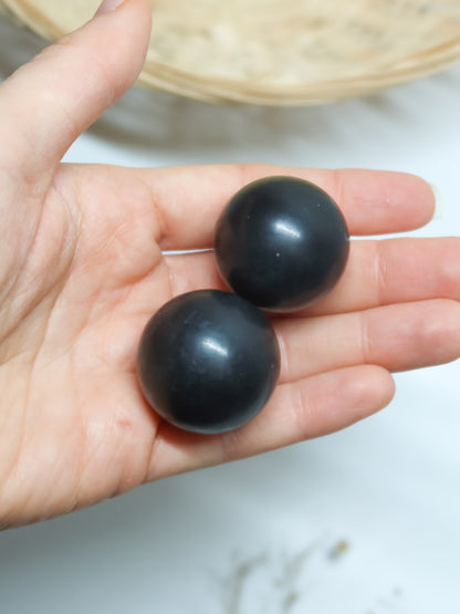 Sfera in Shungite